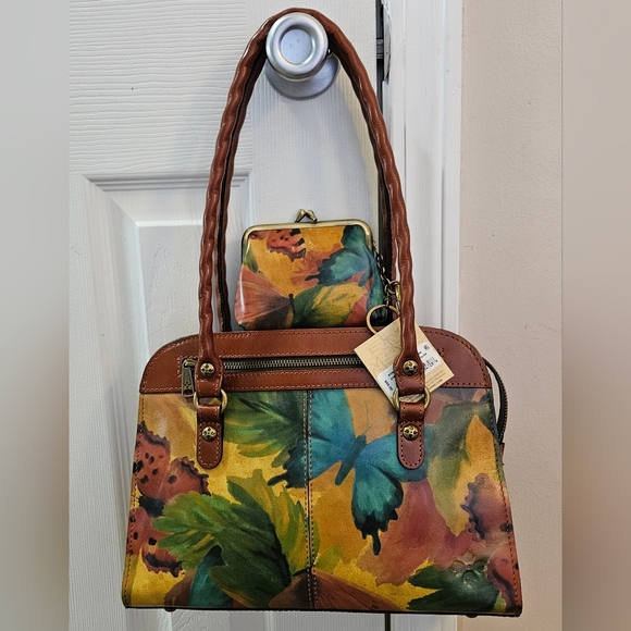 Patricia Nash - AUTOGRAPHED!!  Calvi Satchel EUC with Large Borse Coin Purse NWT - Picture 3 of 12